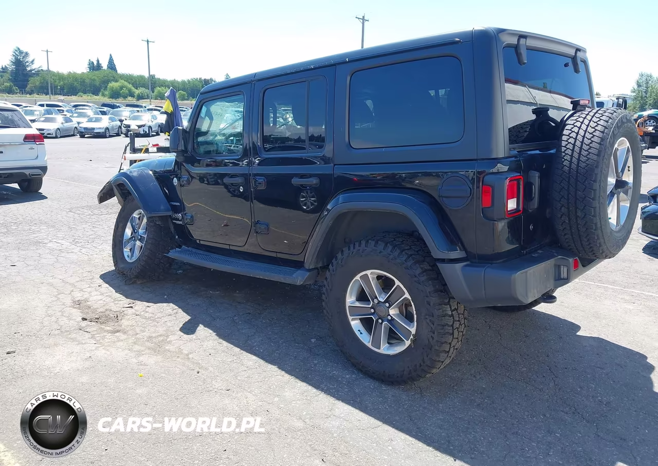 2020 Jeep Wrangler Unlimited Sahara VIN:1C4HJXEG1LW135097 - 3