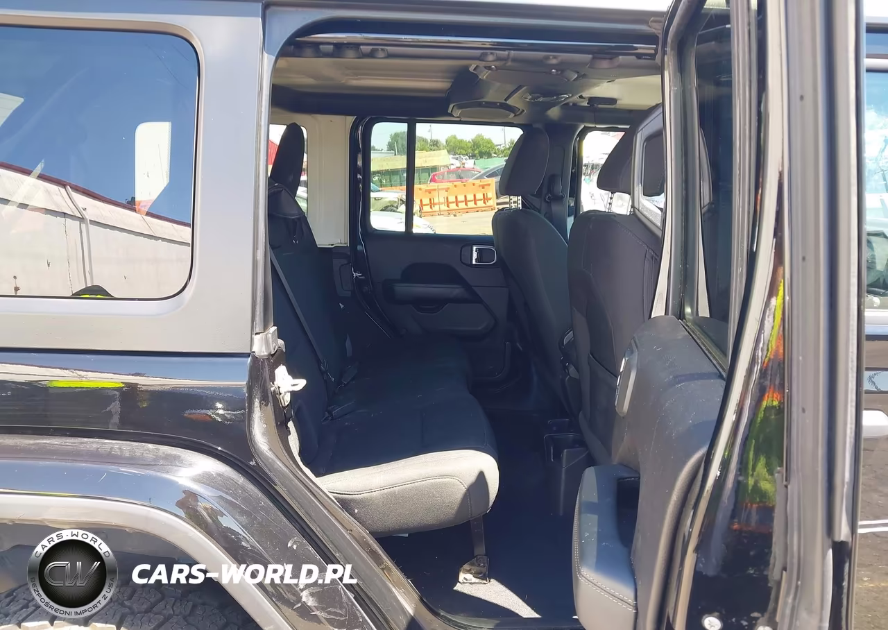 2020 Jeep Wrangler Unlimited Sahara VIN:1C4HJXEG1LW135097 - 8