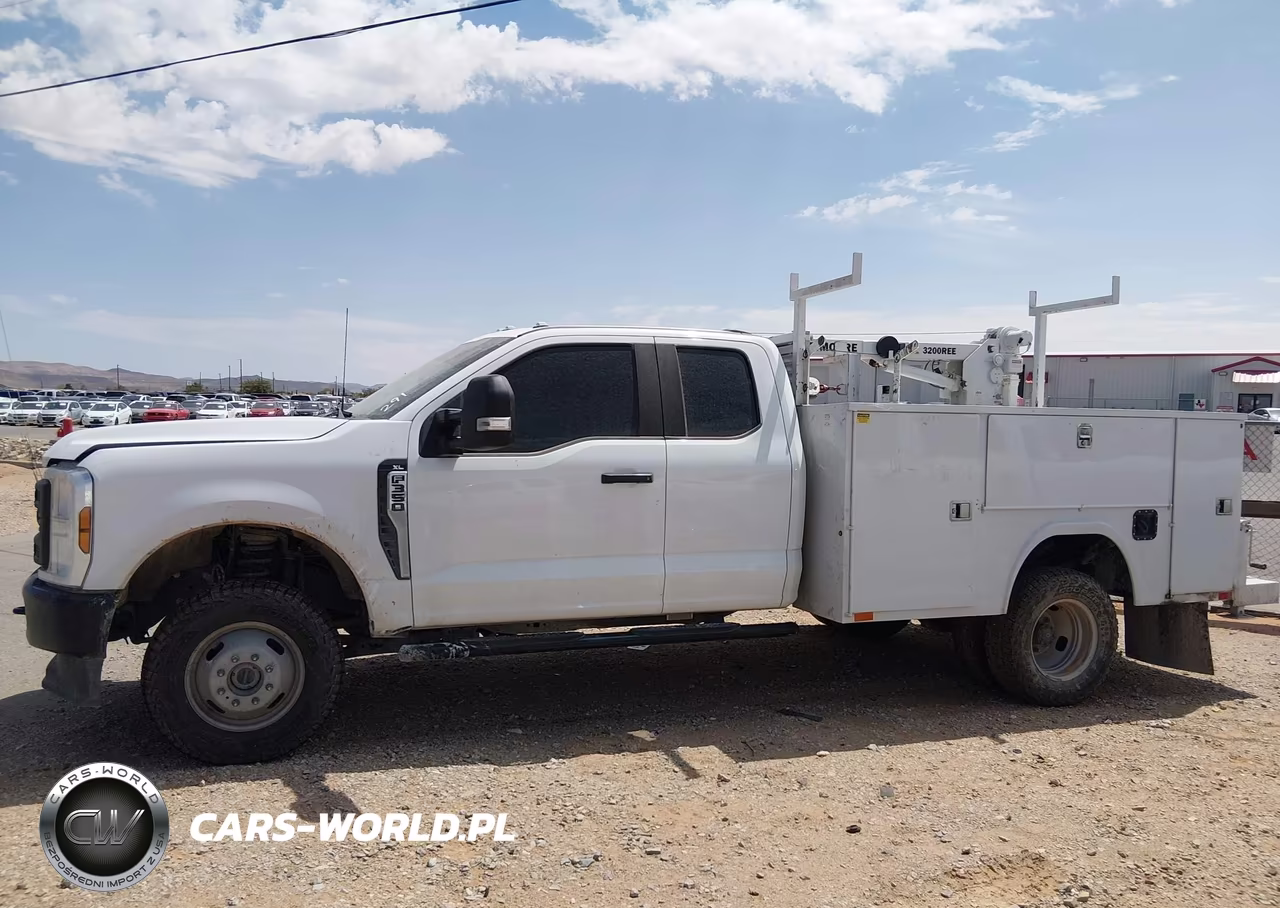 2024 Ford F-350 Chassis Lariat-Xl-Xlt VIN:1FD8X3HN6REE69055 - 14