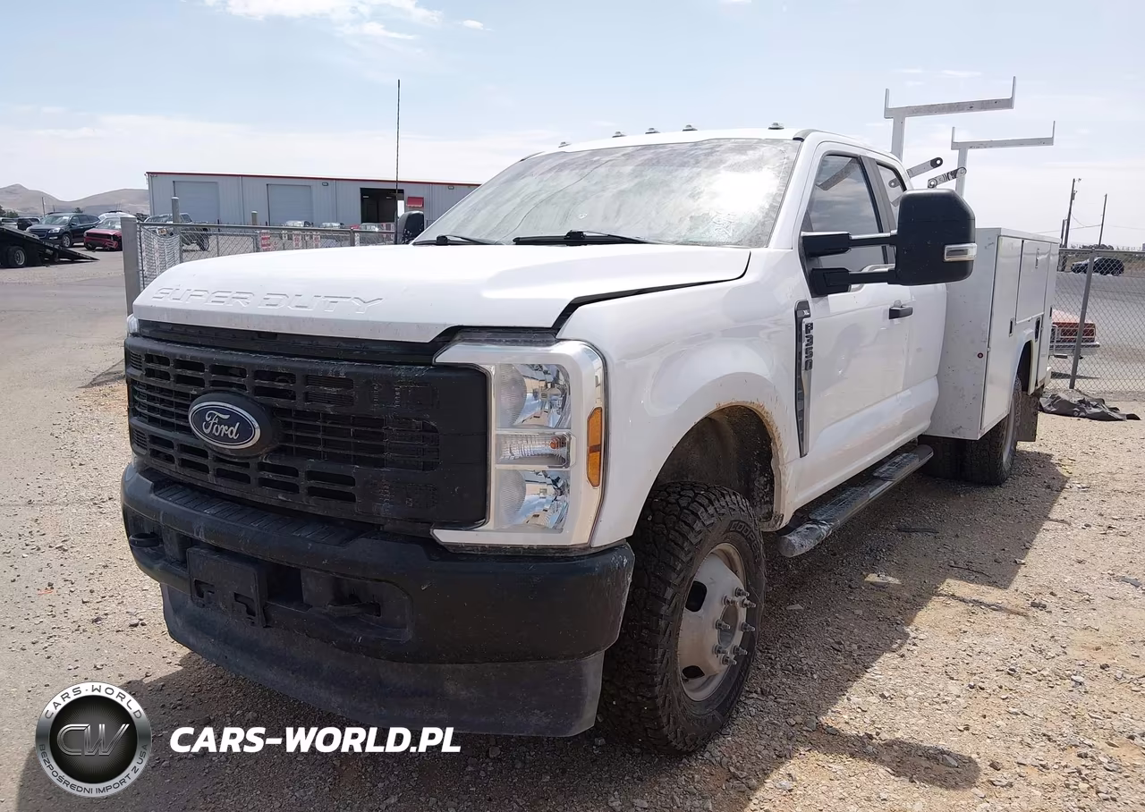 2024 Ford F-350 Chassis Lariat-Xl-Xlt VIN:1FD8X3HN6REE69055 - 2