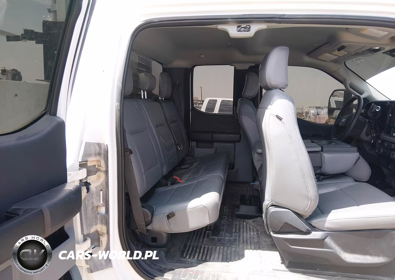 2024 Ford F-350 Chassis Lariat-Xl-Xlt VIN:1FD8X3HN6REE69055 - 8