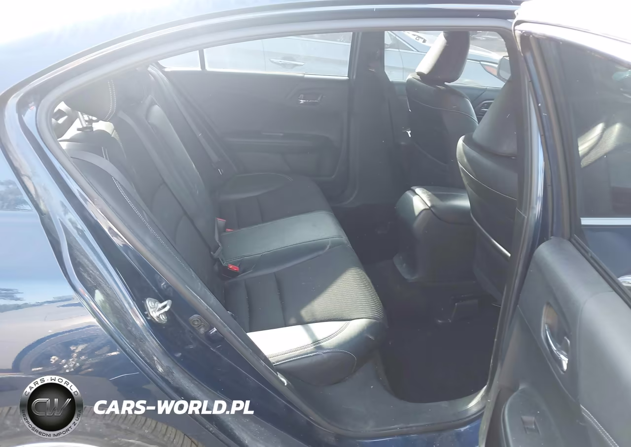2017 Honda Accord Sport VIN:1HGCR2F59HA235943 - 8