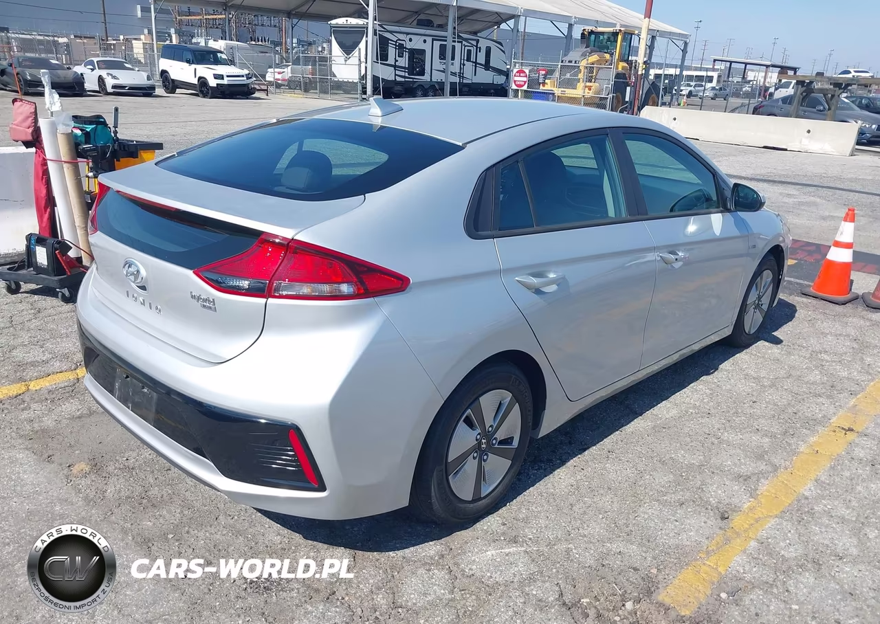2019 Hyundai Ioniq Hybrid Blue VIN:KMHC65LC7KU158566 - 4