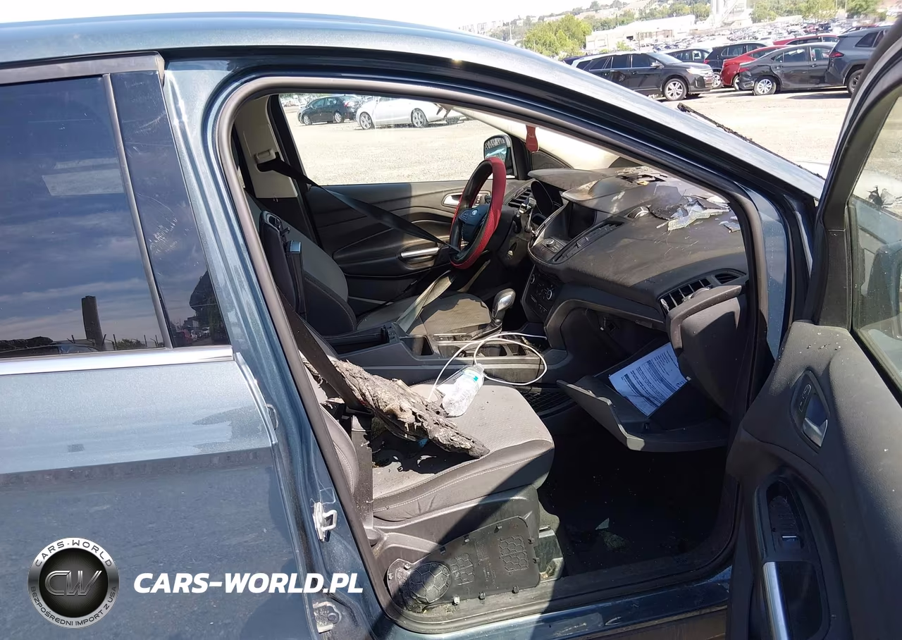2019 Ford Escape Se VIN:1FMCU9GDXKUB96924 - 5