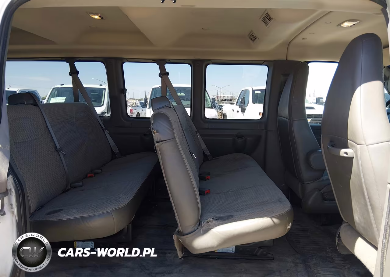2017 Chevrolet Express 3500 Lt VIN:1GAZGPFF9H1226222 - 8