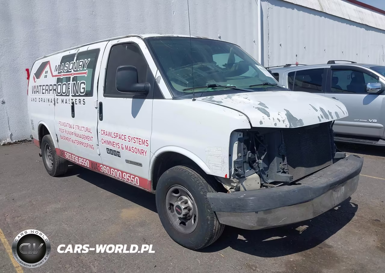 2005 GMC Savana Standard