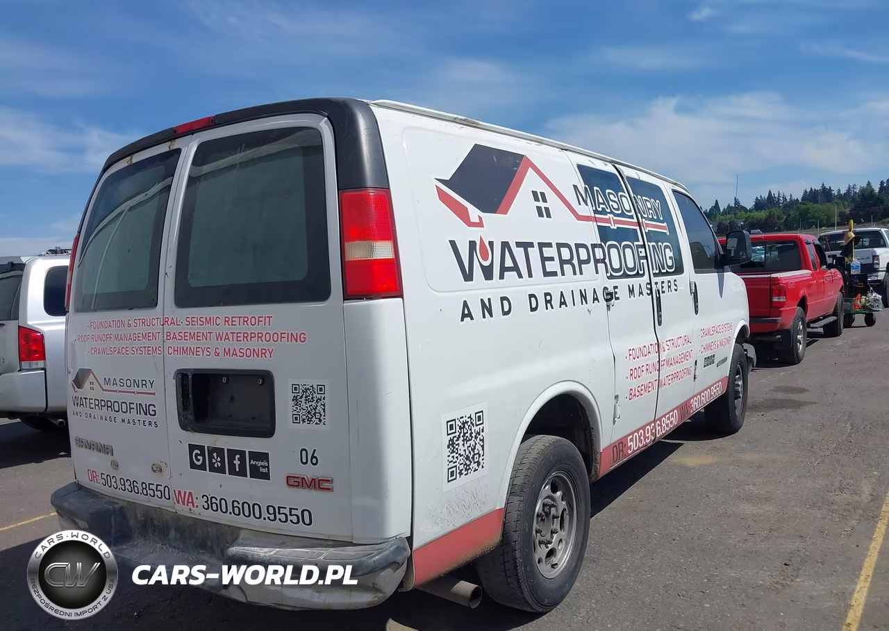 2005 GMC Savana Standard VIN:1GTHG35UX51118778 - 4