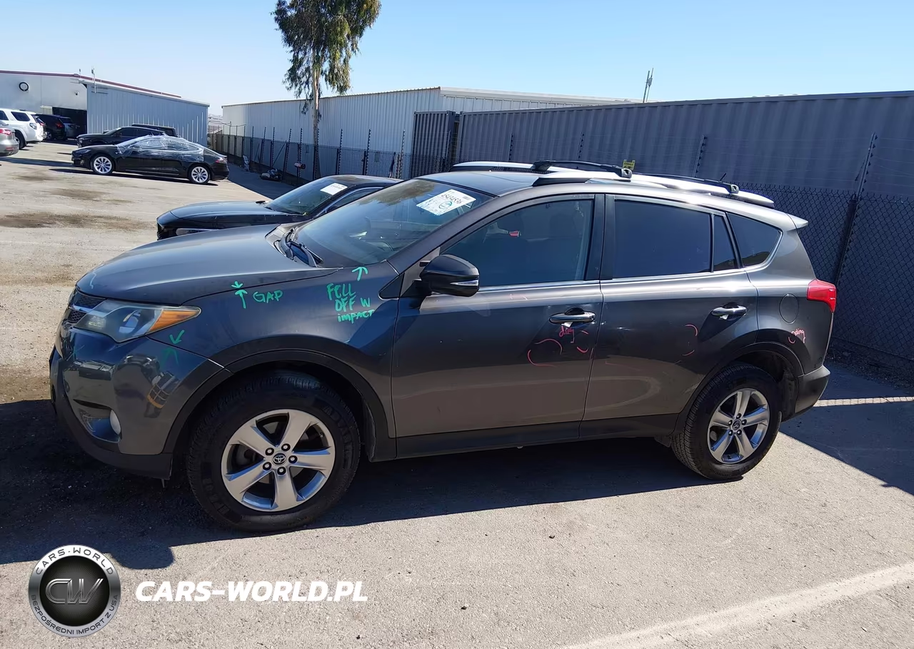 2015 Toyota Rav4 Xle VIN:JTMWFREV9FJ047287 - 14