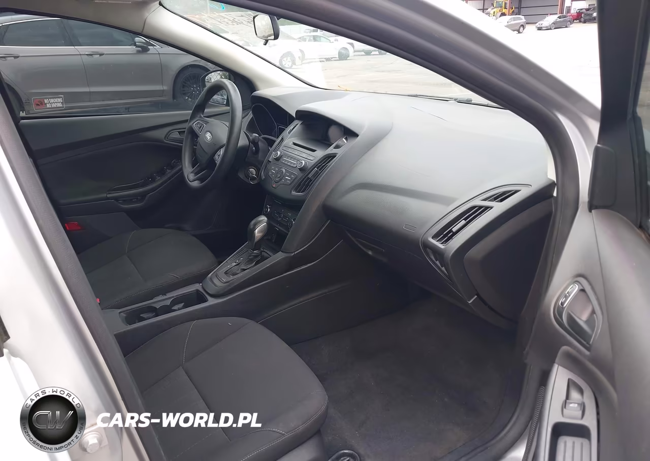 2015 Ford Focus S VIN:1FADP3E29FL219707 - 5