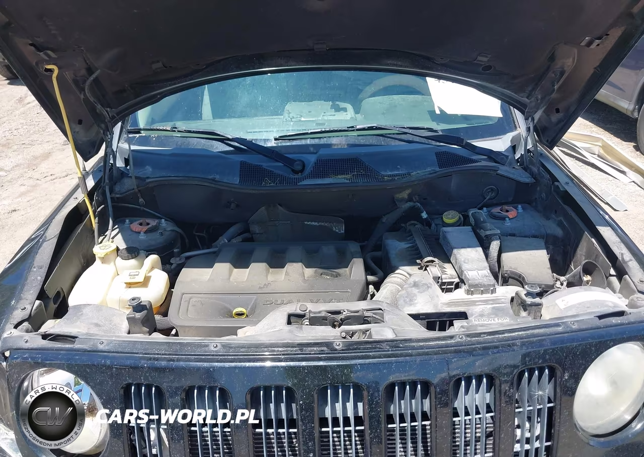 2007 Jeep Patriot Sport VIN:1J8FF28W37D362977 - 10