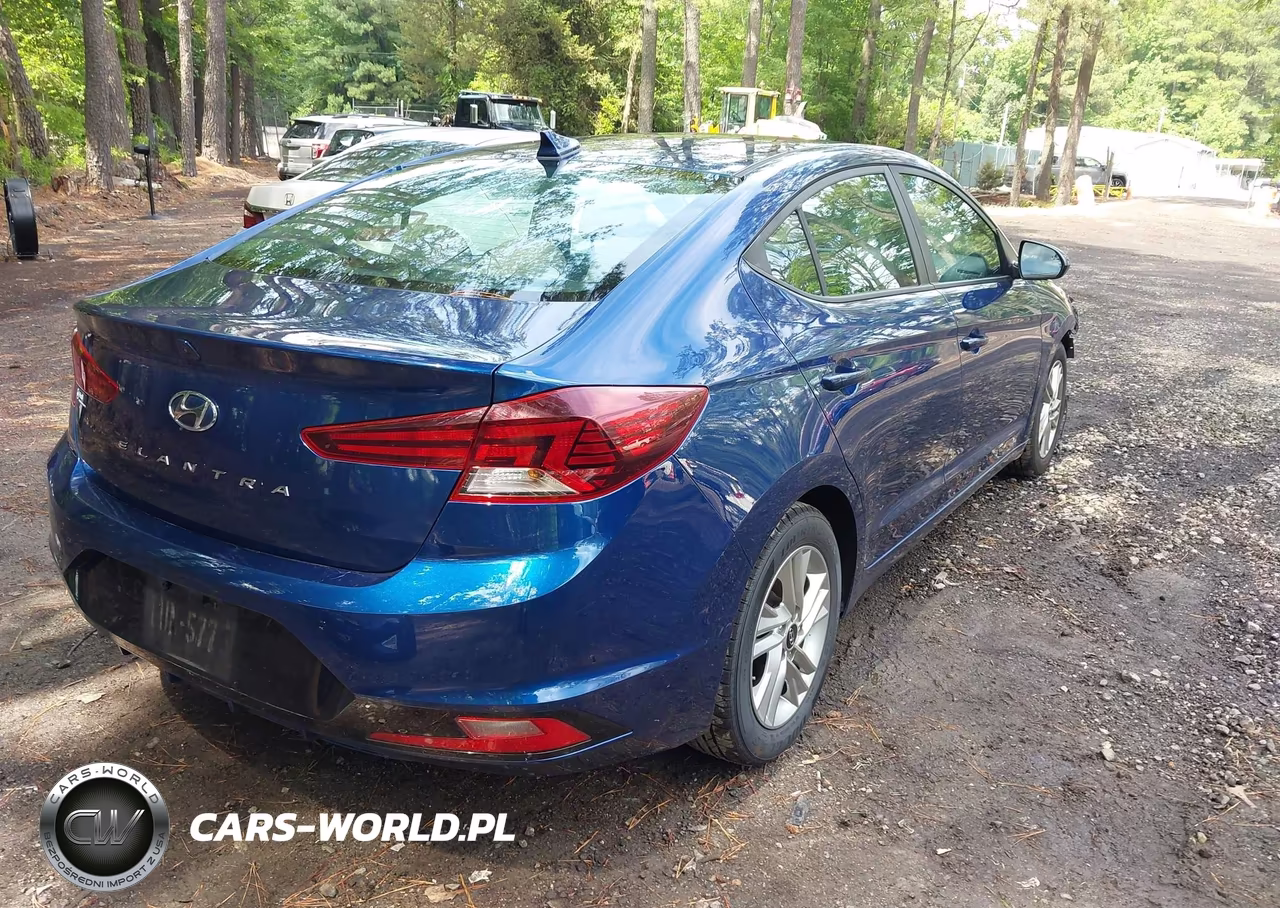 2020 Hyundai Elantra Sel VIN:5NPD84LF9LH575285 - 4