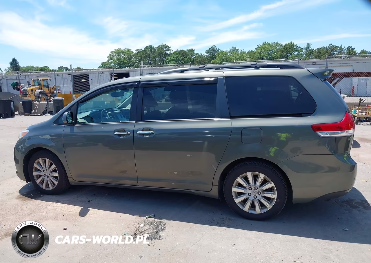 2011 Toyota Sienna Xle VIN:5TDDK3DC7BS026094 - 14