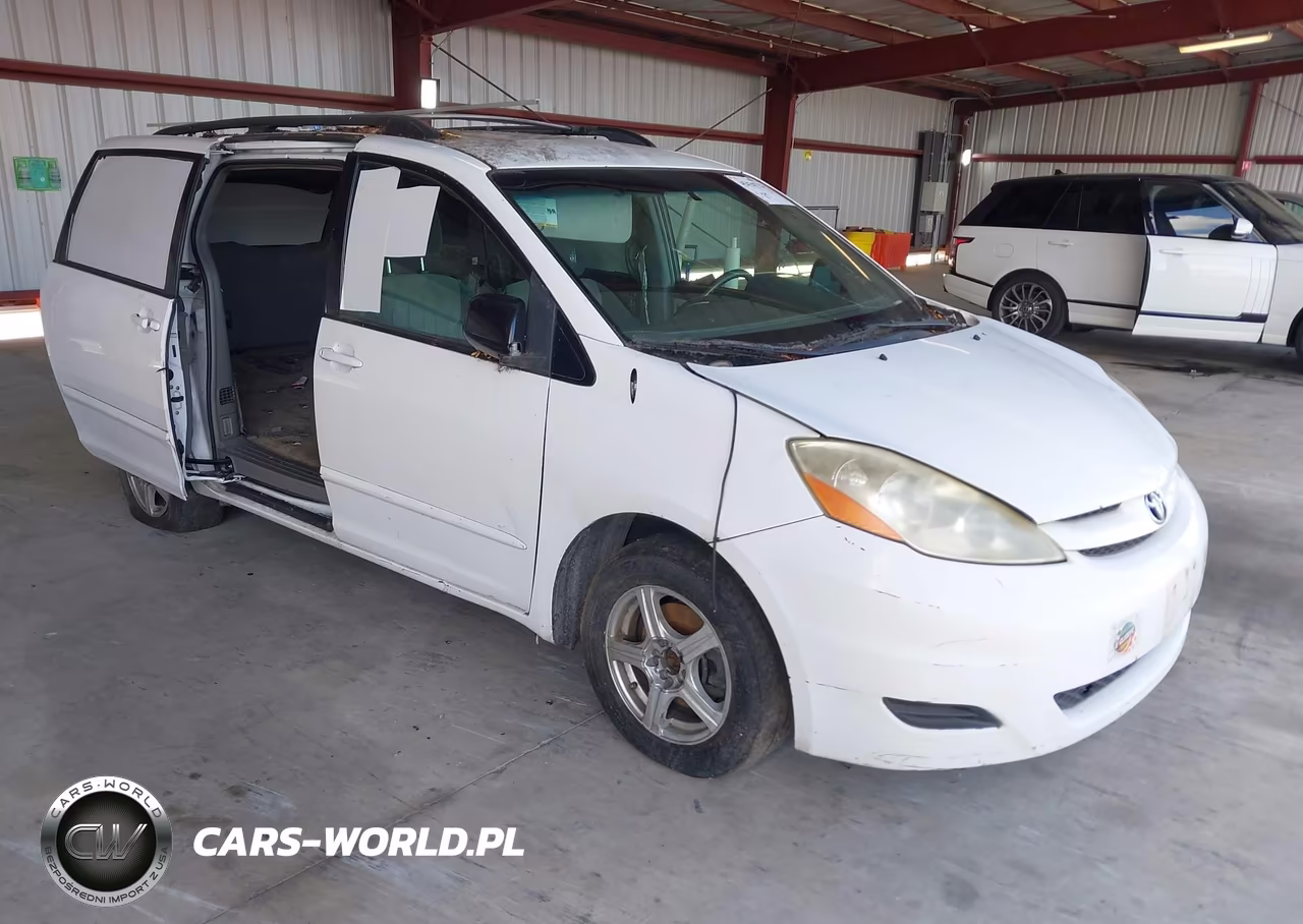 2009 Toyota Sienna Le – zdjęcie 1 z 11