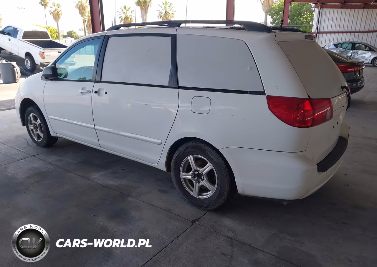 2009 Toyota Sienna Le VIN:5TDZK23C79S243446 - 3