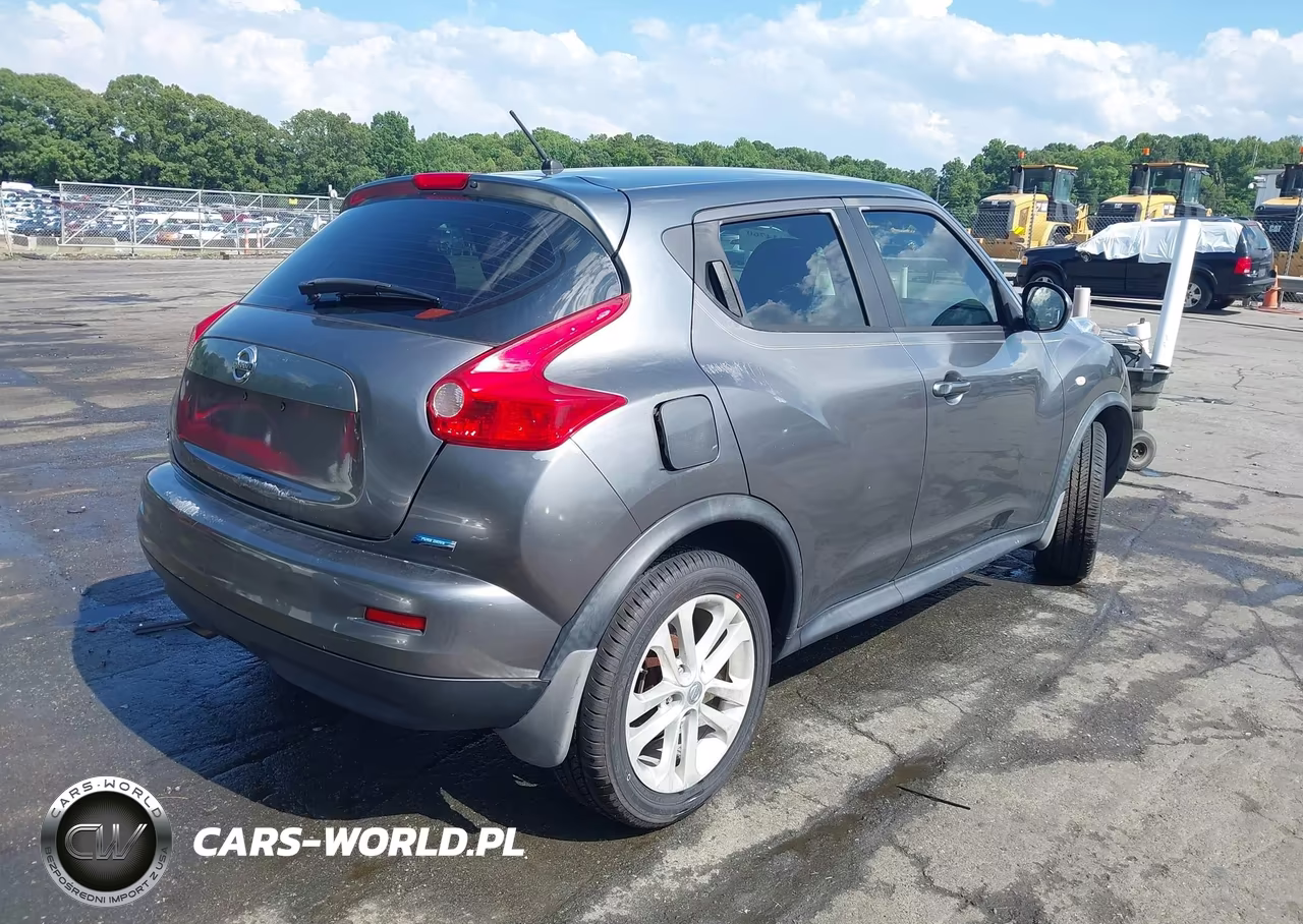 2013 Nissan Juke S VIN:JN8AF5MR0DT214939 - 4