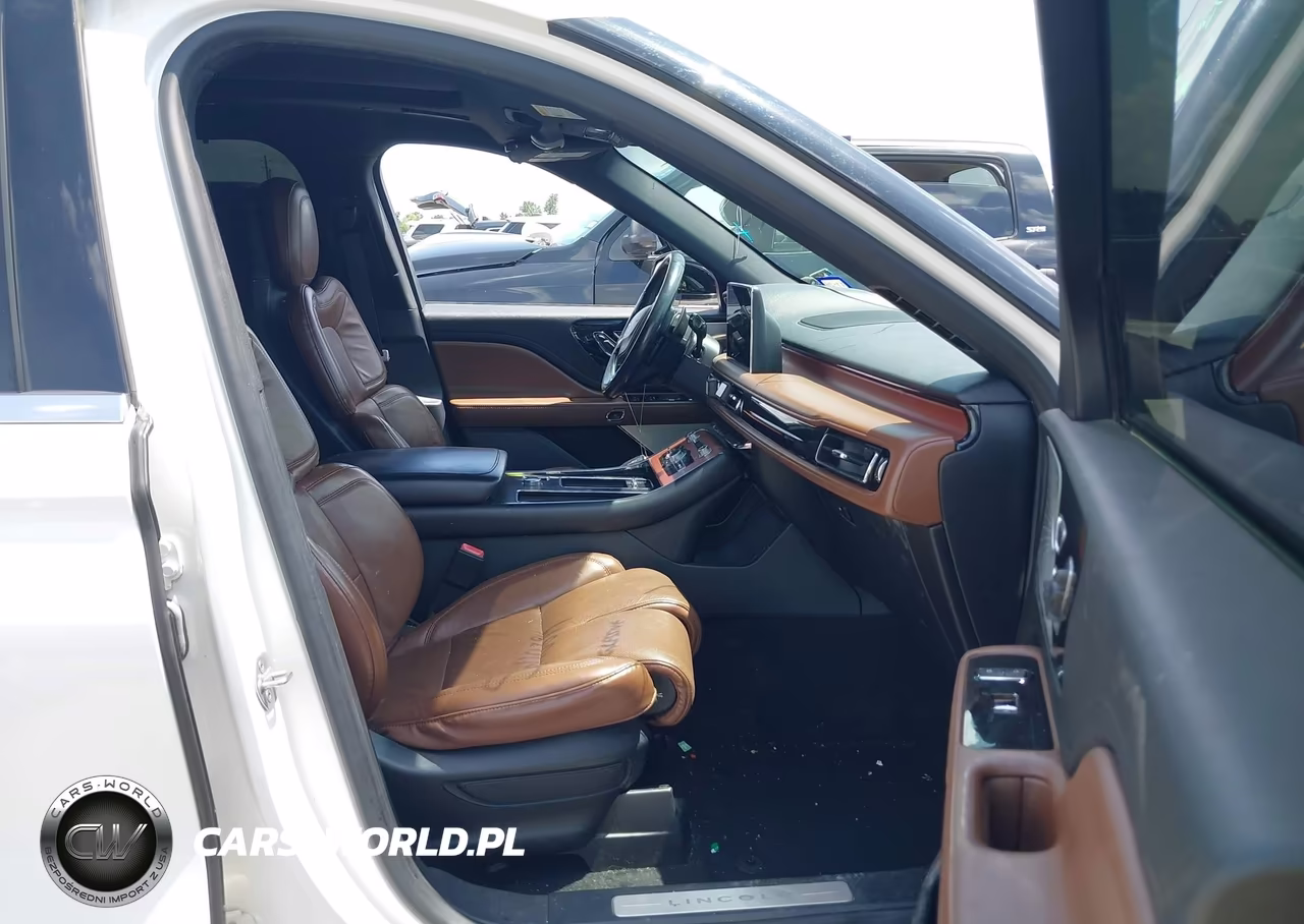 2020 Lincoln Aviator Reserve VIN:5LM5J7XC8LGL35748 - 5