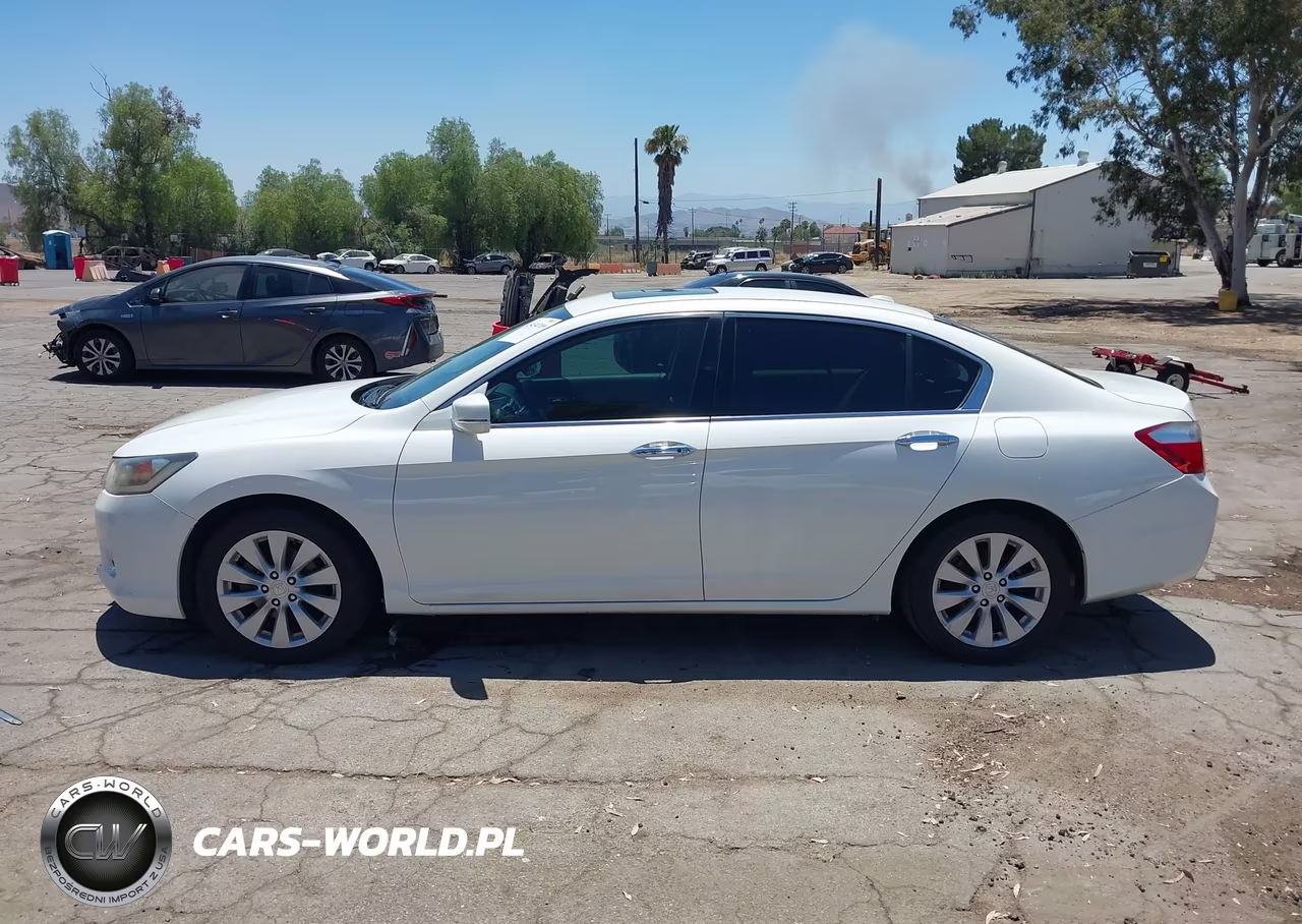 2014 Honda Accord Touring VIN:1HGCR3F93EA002032 - 14