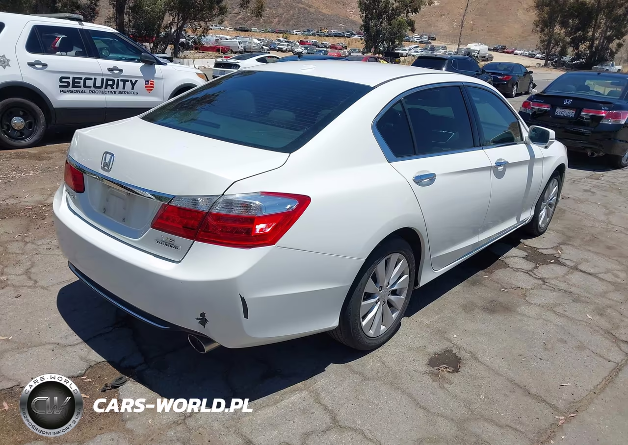 2014 Honda Accord Touring VIN:1HGCR3F93EA002032 - 4