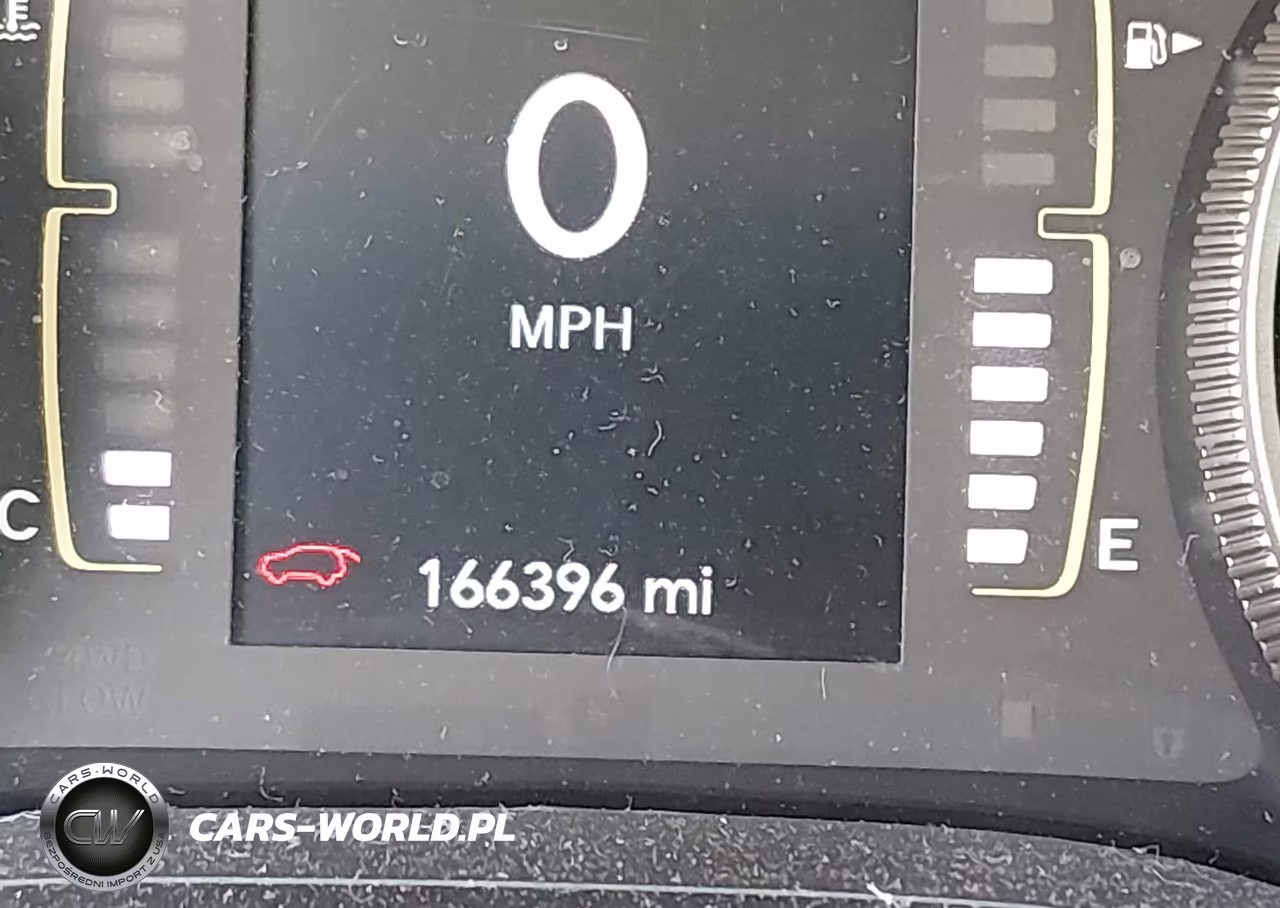 2019 Jeep Cherokee Latitude Fwd VIN:1C4PJLCB2KD423104 - 16