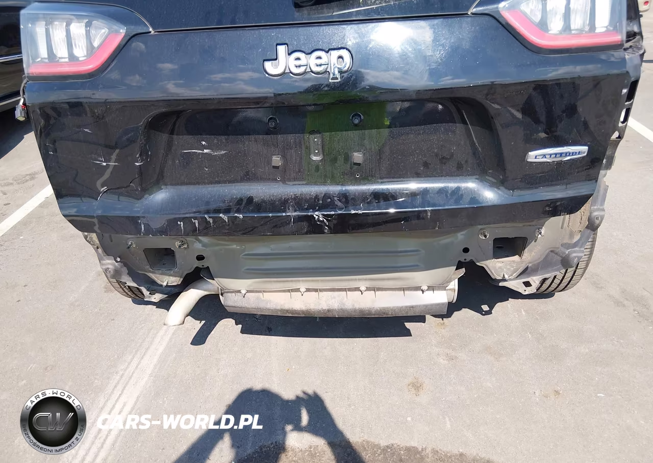 2019 Jeep Cherokee Latitude Fwd VIN:1C4PJLCB2KD423104 - 6