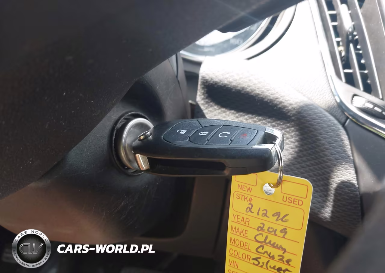 2019 Chevrolet Cruze Lt VIN:3G1BE6SM0KS603824 - 11