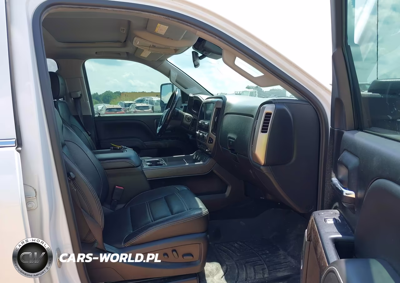 2018 GMC Sierra 2500Hd Denali VIN:1GT12UEY5JF246982 - 5