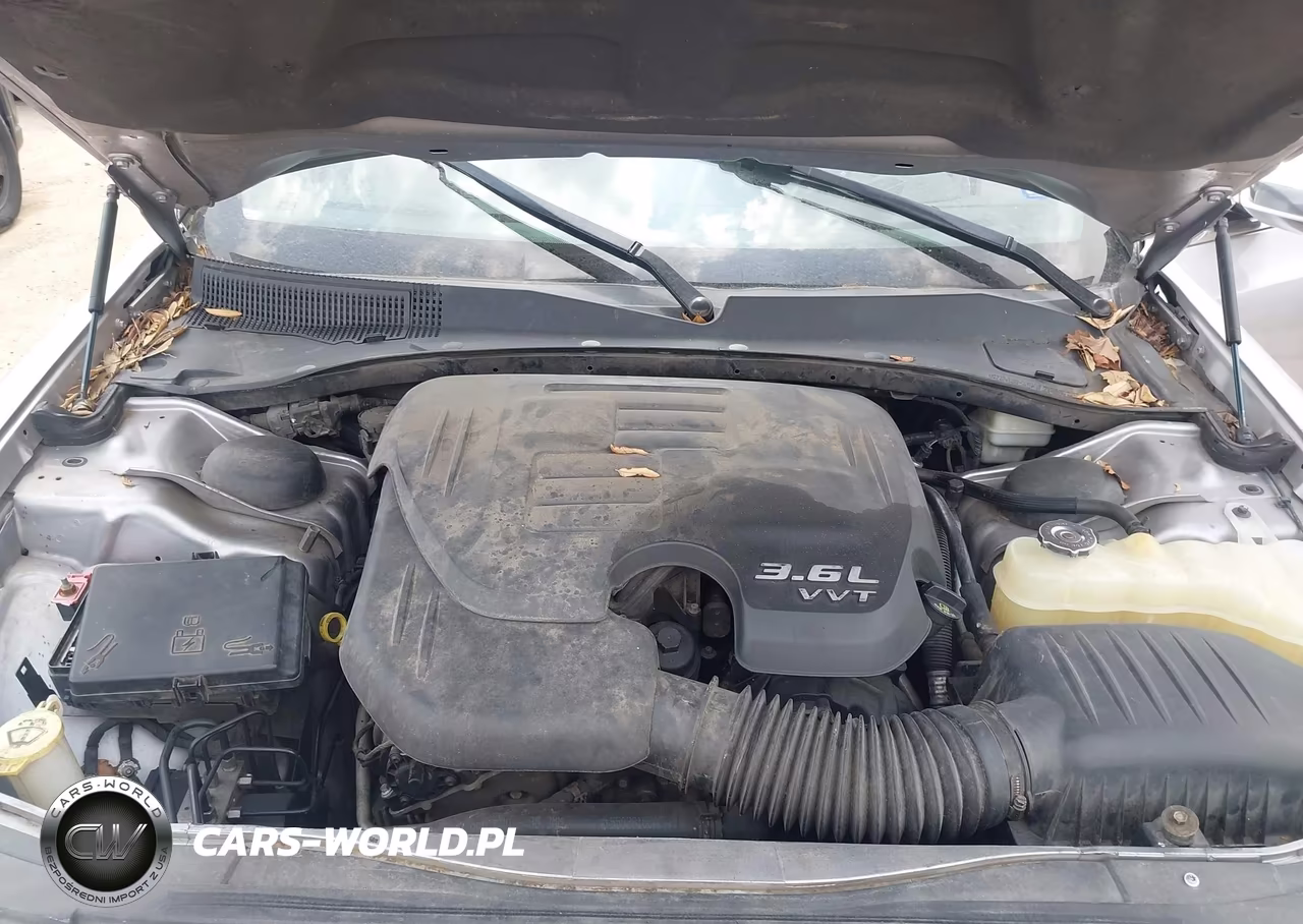 2013 Chrysler 300 Motown VIN:2C3CCAAGXDH626361 - 10