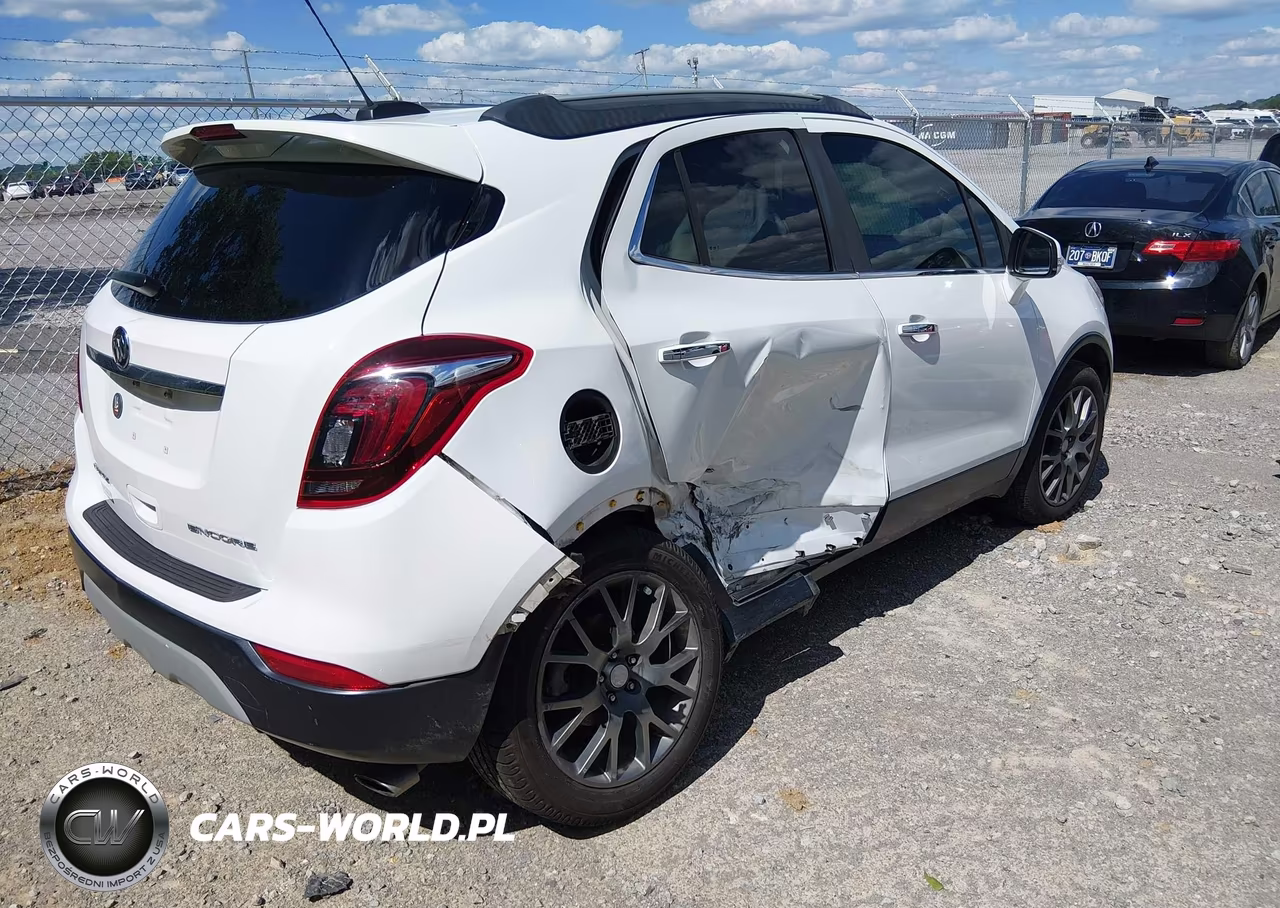 2018 Buick Encore Sport Touring VIN:KL4CJ1SB5JB685496 - 4