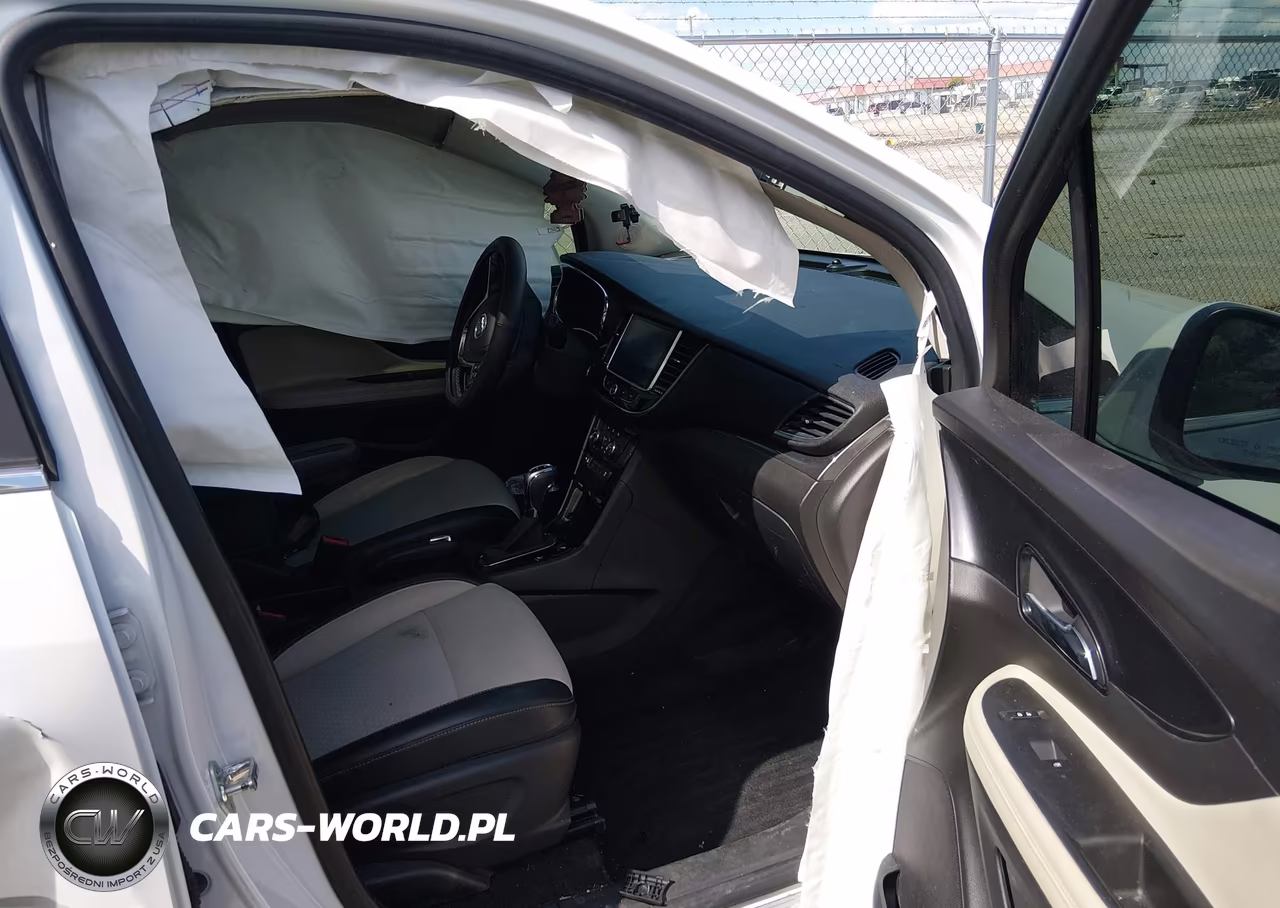 2018 Buick Encore Sport Touring VIN:KL4CJ1SB5JB685496 - 5