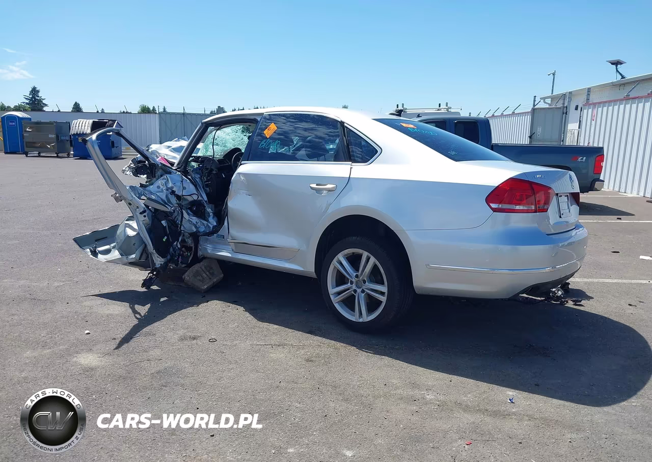 2012 Volkswagen Passat 2.0L Tdi Sel Premium VIN:1VWCN7A37CC010380 - 3