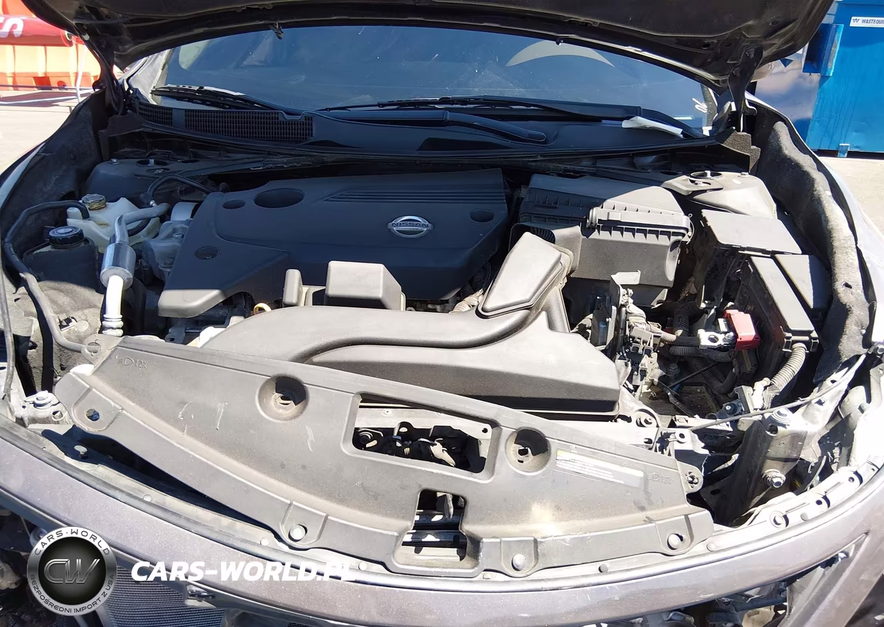 2015 Nissan Altima 2.5 S VIN:1N4AL3AP9FN880044 - 10