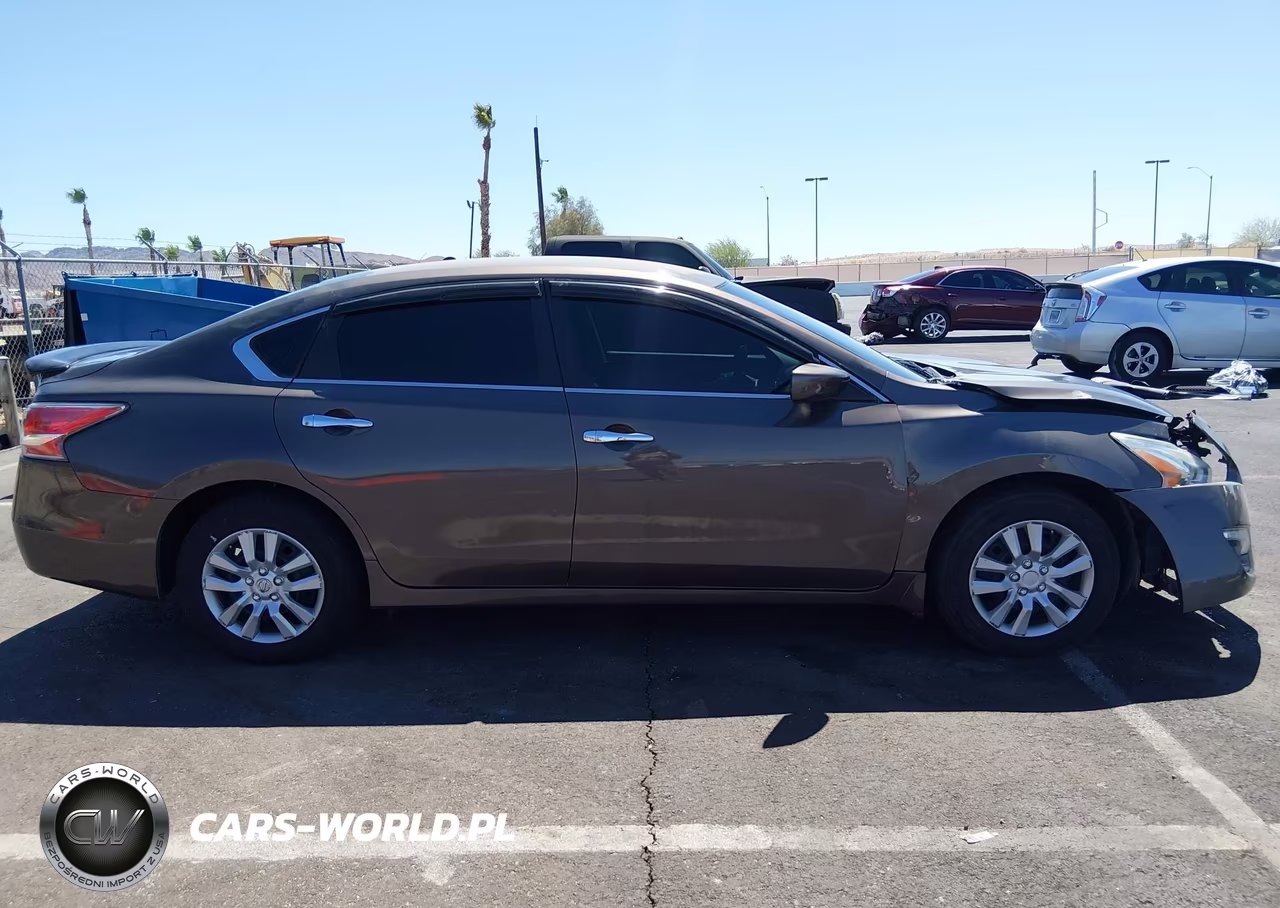 2015 Nissan Altima 2.5 S VIN:1N4AL3AP9FN880044 - 13