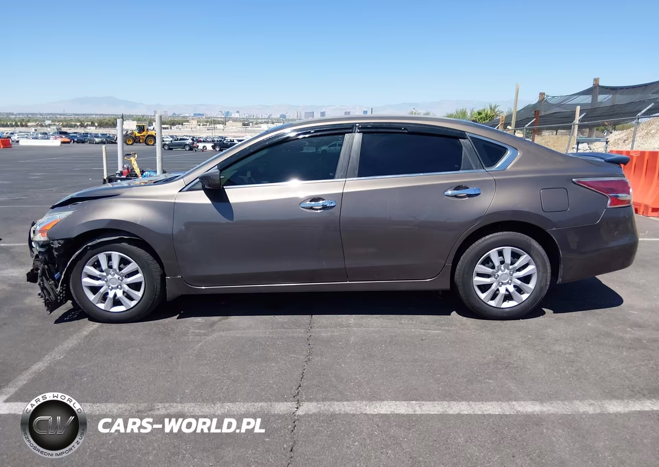 2015 Nissan Altima 2.5 S VIN:1N4AL3AP9FN880044 - 14