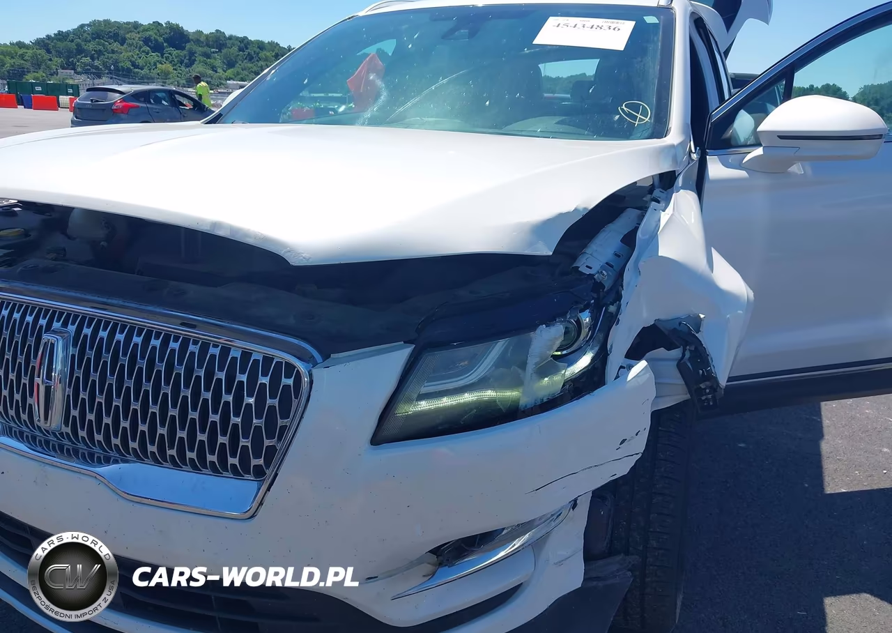 2019 Lincoln Mkc Select VIN:5LMCJ2D94KUL44403 - 6
