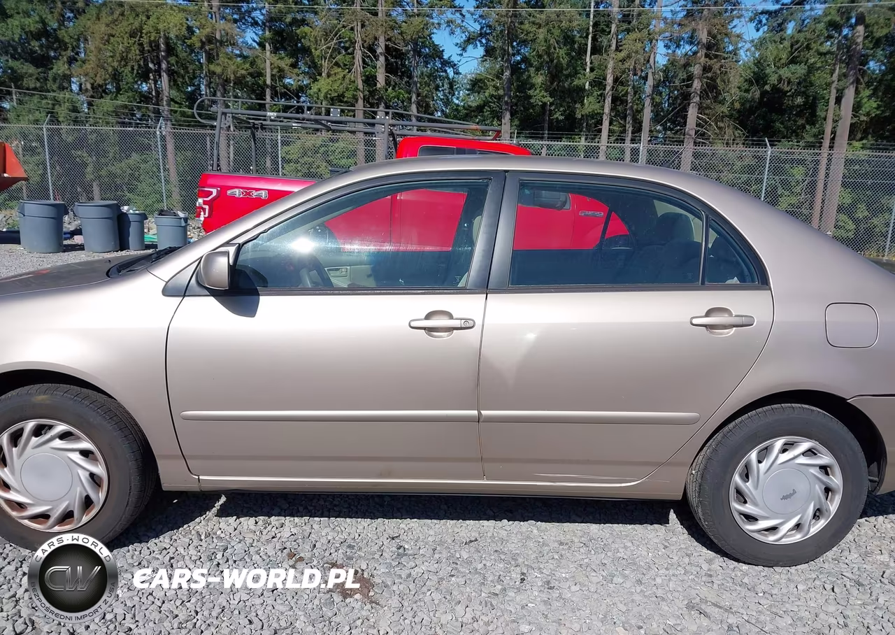 2005 Toyota Corolla Le VIN:1NXBR32E15Z390501 - 14