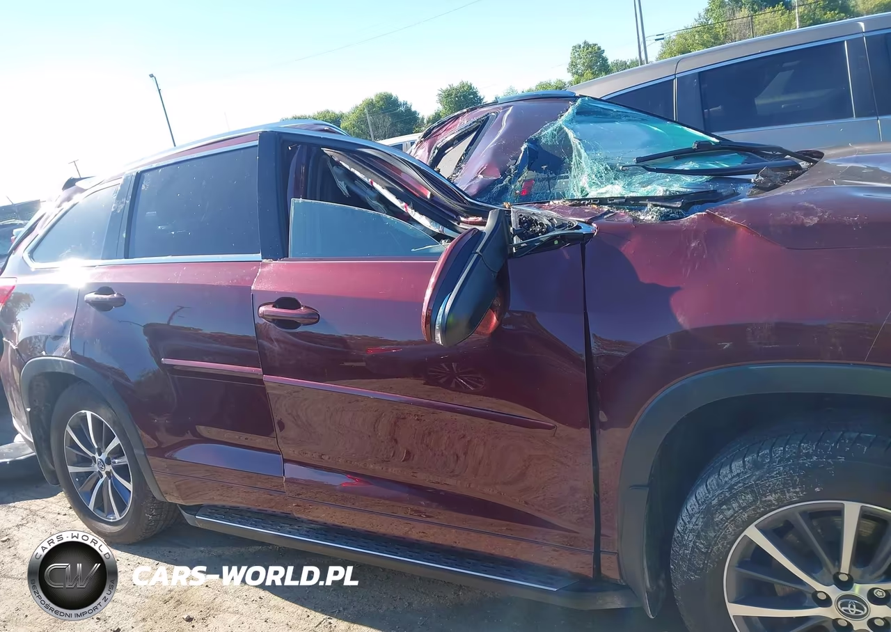 2017 Toyota Highlander Xle VIN:5TDJZRFH7HS361973 - 12