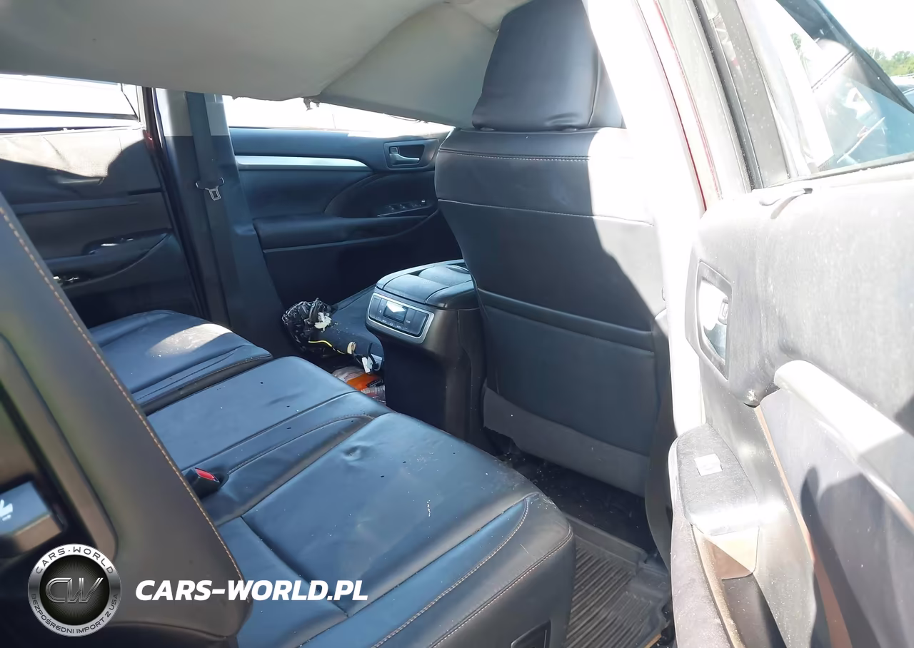 2017 Toyota Highlander Xle VIN:5TDJZRFH7HS361973 - 8