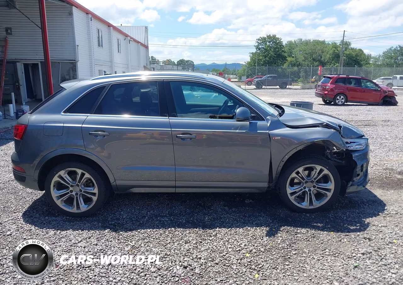 2016 Audi Q3 2.0T Premium Plus VIN:WA1GFCFS3GR015535 - 13