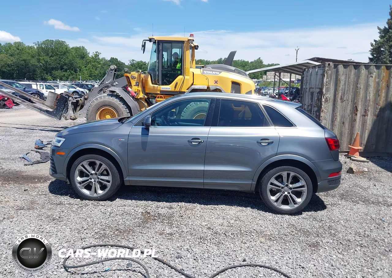 2016 Audi Q3 2.0T Premium Plus VIN:WA1GFCFS3GR015535 - 14