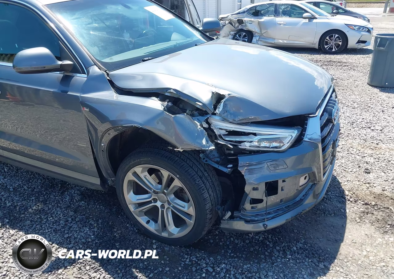 2016 Audi Q3 2.0T Premium Plus VIN:WA1GFCFS3GR015535 - 6