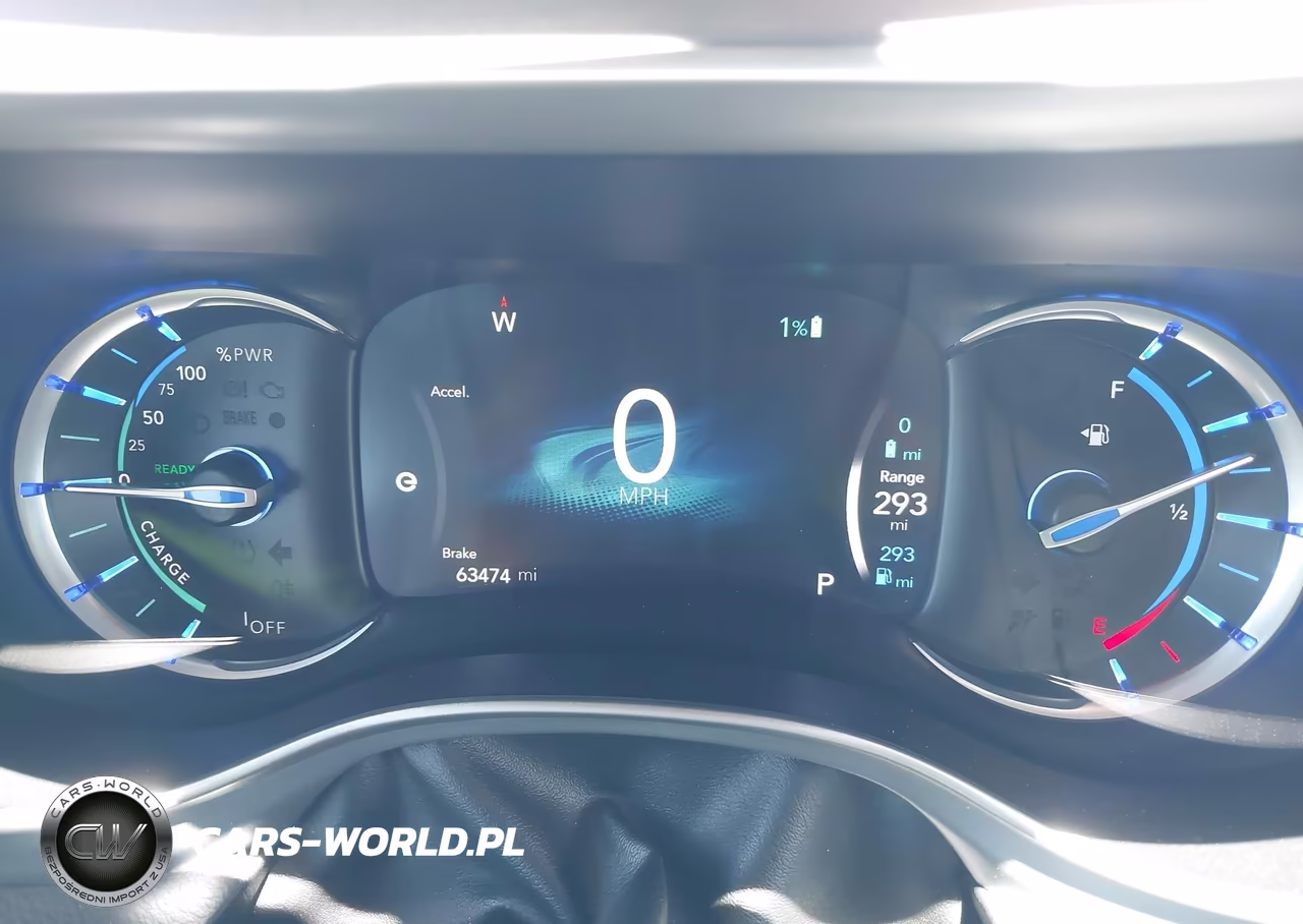 2017 Chrysler Pacifica Hybrid Touring Plus VIN:2C4RC1H7XHR797428 - 7