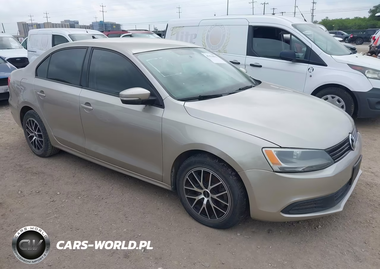 2014 Volkswagen Jetta 1.8T Se – zdjęcie 1 z 11