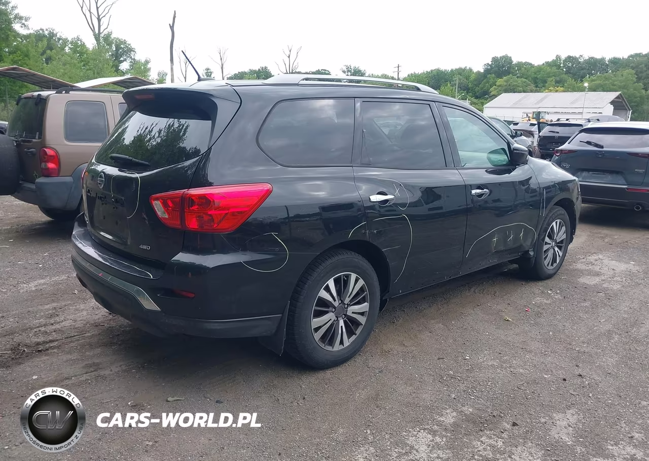 2017 Nissan Pathfinder S VIN:5N1DR2MM7HC912243 - 4