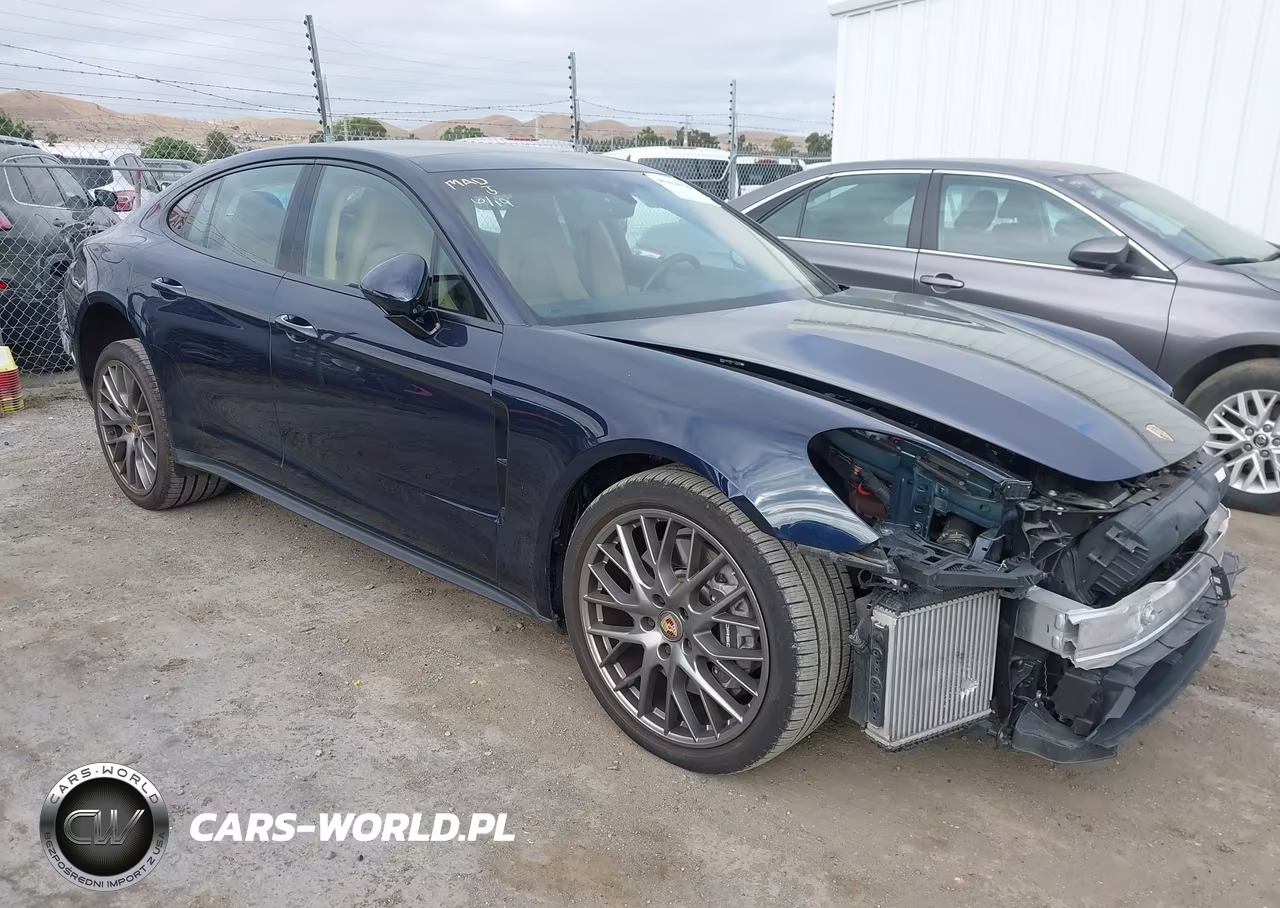 2021 Porsche Panamera 4