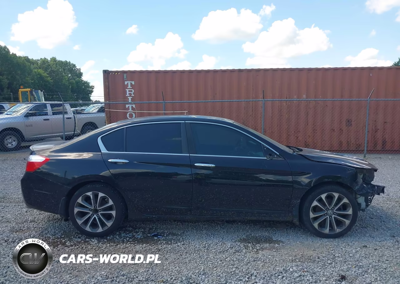 2015 Honda Accord Sport VIN:1HGCR2F56FA094150 - 13
