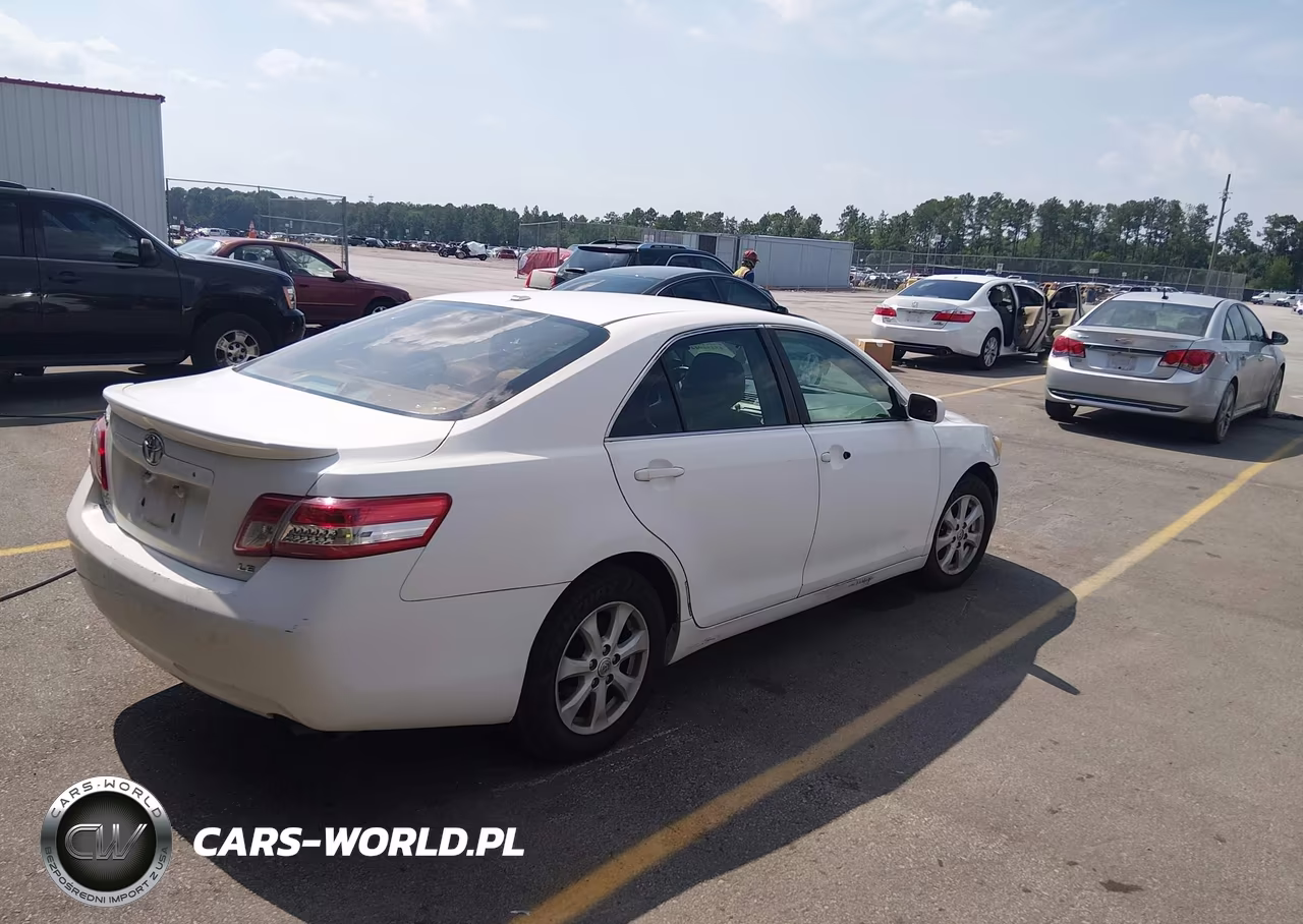 2011 Toyota Camry Le VIN:4T1BF3EK6BU606297 - 4