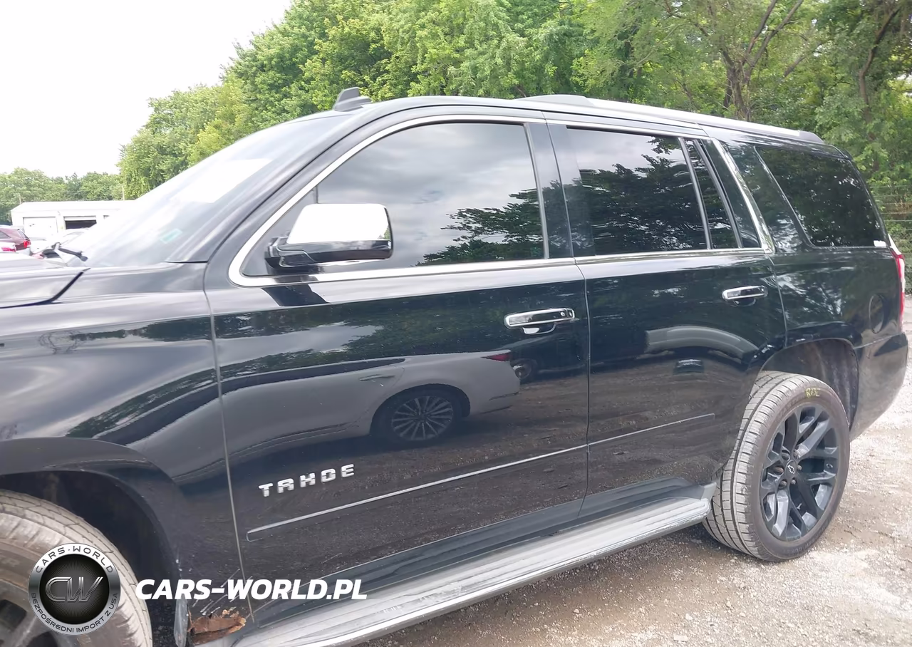 2015 Chevrolet Tahoe Ltz VIN:1GNSKCKC8FR111290 - 14