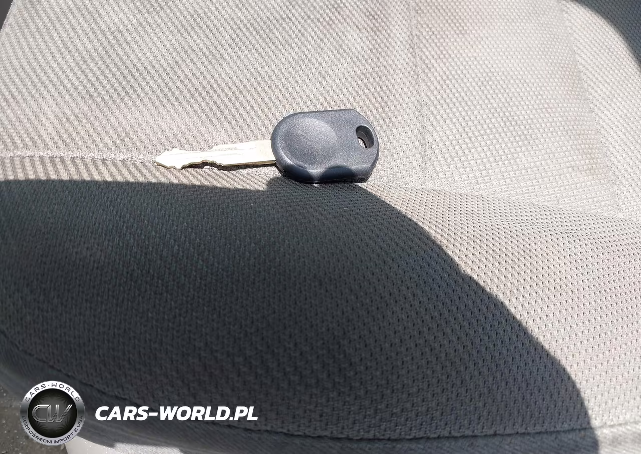 2009 Ford Escape Xlt VIN:1FMCU03769KB63257 - 11