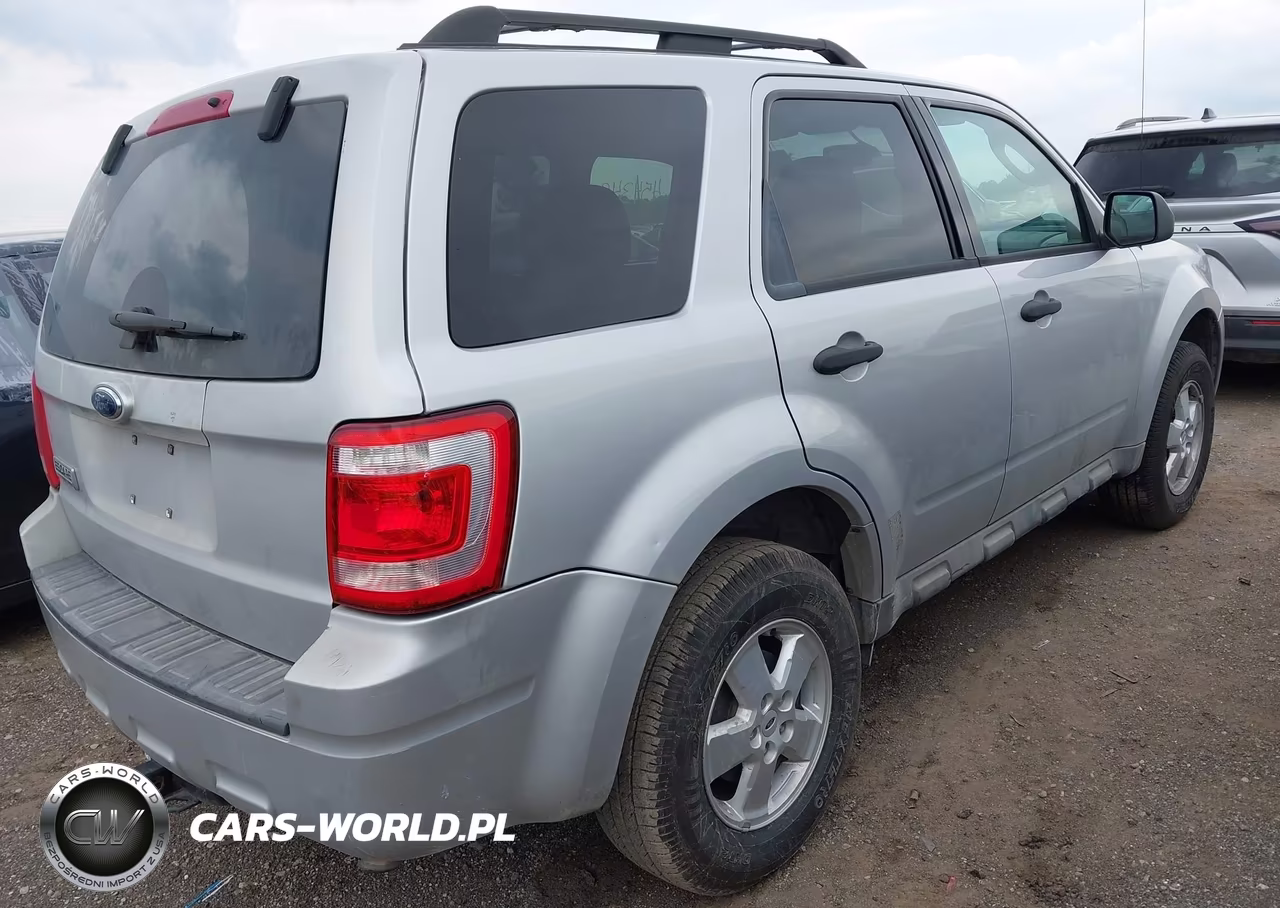 2009 Ford Escape Xlt VIN:1FMCU03769KB63257 - 4