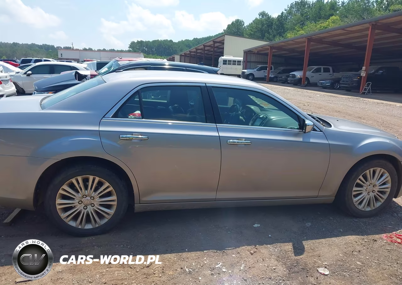2014 Chrysler 300C Awd VIN:2C3CCAKG3EH253096 - 13